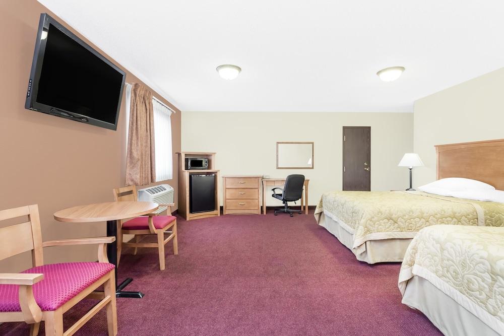Super 8 By Wyndham Ogallala Exterior photo